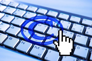 Copyright Zeichen auf einer Computer-Tastatur